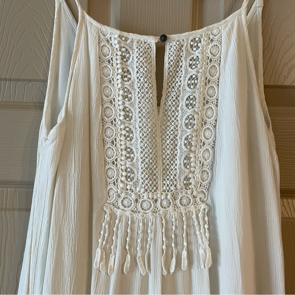 American Eagle - White Lace & Fringe Dress - Picture 7 of 7